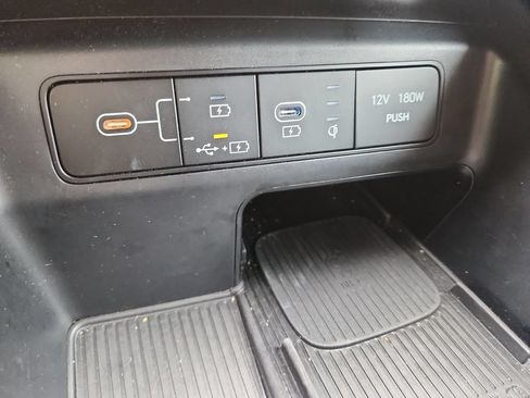 Used 2025 Hyundai Tucson SEL AWD/4WD image 25