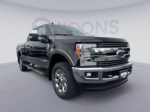 Used 2019 Ford F250 Lariat w/ Lariat Ultimate Package AWD/4WD image 10