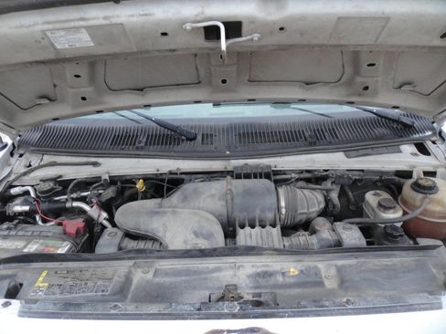 Used 2012 Ford E-350 and Econoline 350 XLT RWD image 17