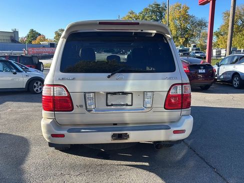 Used 2005 Lexus LX 470 4WD image 6