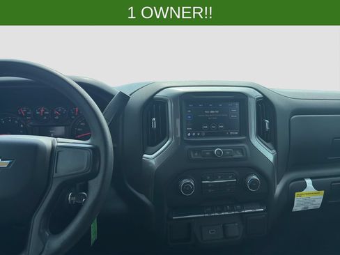 Used 2020 Chevrolet Silverado 1500 Custom w/ Custom Value Package RWD image 15