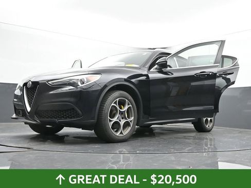Used 2020 Alfa Romeo Stelvio Sport w/ Cold Weather Package image 66