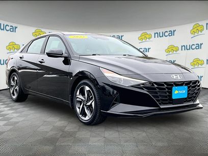 Used 2023 Hyundai Elantra SEL w/ Convenience Package