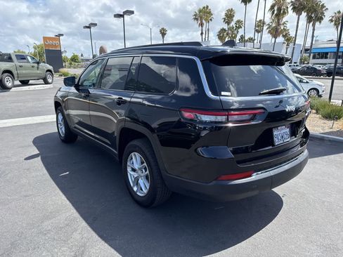 Used 2025 Jeep Grand Cherokee L Laredo RWD image 18