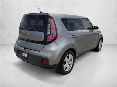 Used 2017 Kia Soul FWD image 5