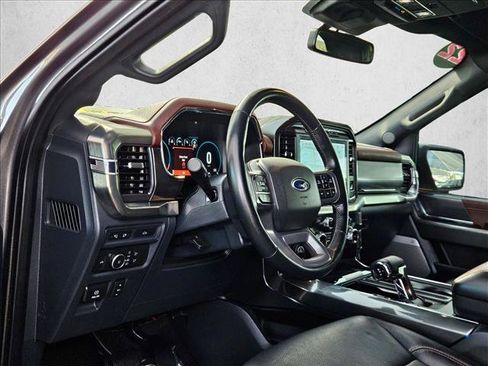 Used 2022 Ford F150 Lariat AWD/4WD image 8
