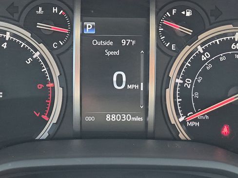 Used 2020 Toyota 4Runner TRD Off-Road AWD/4WD image 20