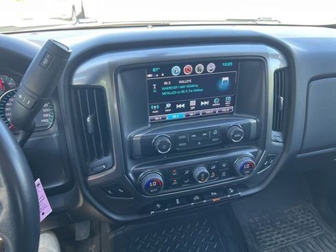 Used 2018 Chevrolet Silverado 1500 LT w/ All Star Edition AWD/4WD image 12