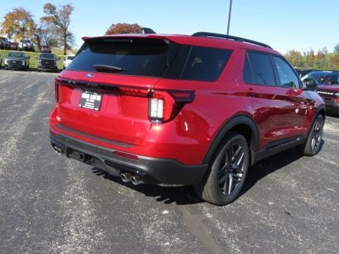 New 2026 Ford Explorer ST image 7