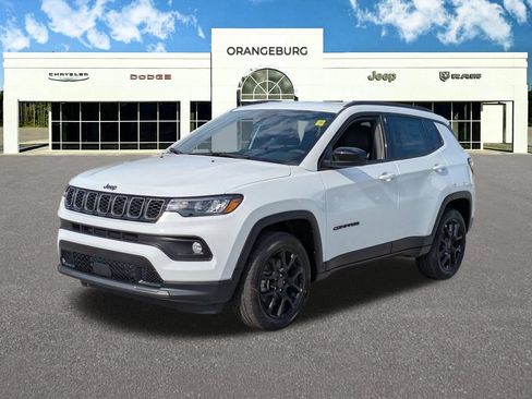 New 2026 Jeep Compass Latitude AWD/4WD image 3