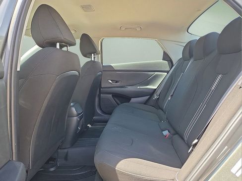 Used 2024 Hyundai Elantra SEL image 13