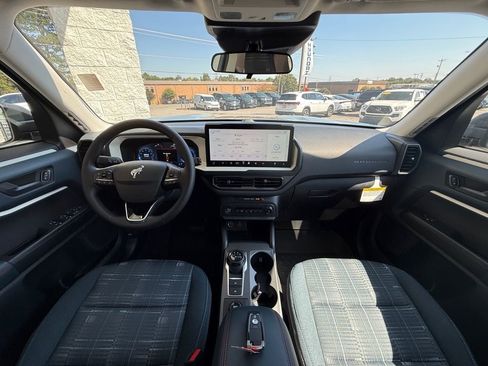 New 2025 Ford Bronco Sport Heritage w/ Convenience Package image 4