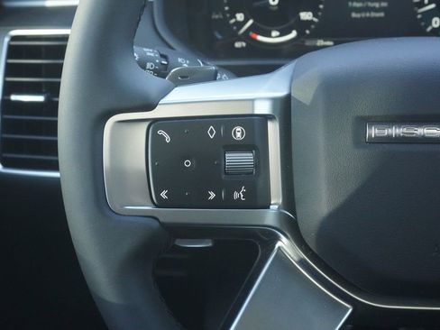 New 2026 Land Rover Discovery Limited Edition image 12