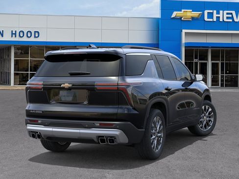 New 2026 Chevrolet Traverse LT w/ Sun and Wheel Package FWD image 4