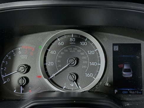 Used 2020 Toyota Corolla LE image 19