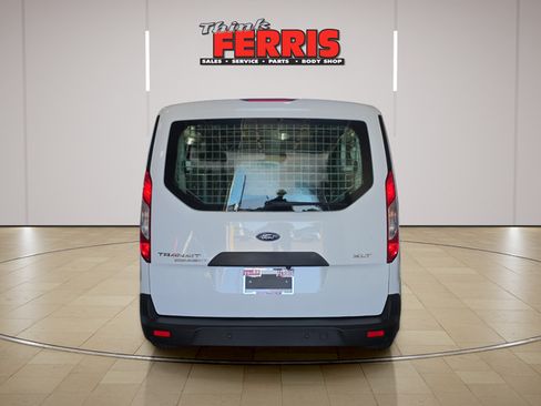 Used 2022 Ford Transit Connect XLT FWD image 4