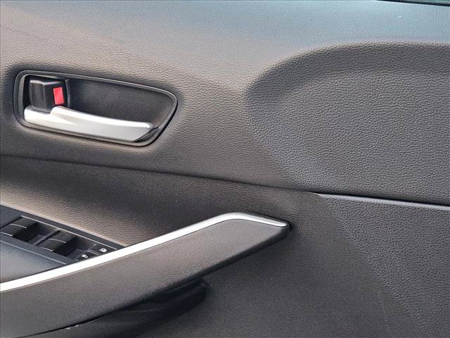 Used 2024 Toyota Corolla SE FWD image 7