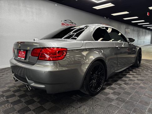 Used 2011 BMW M3 Convertible image 21