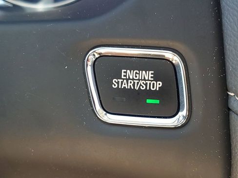 Used 2021 GMC Acadia Denali w/ Denali Technology Package image 38