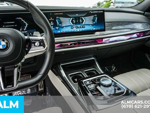 Used 2024 BMW 760i xDrive w/ Premium Package image 34