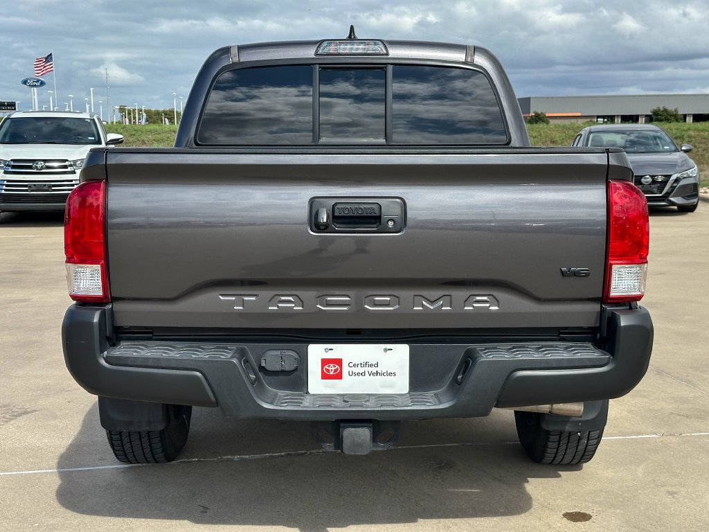 Certified 2017 Toyota Tacoma SR5 w/ Tow Package RWD image 4