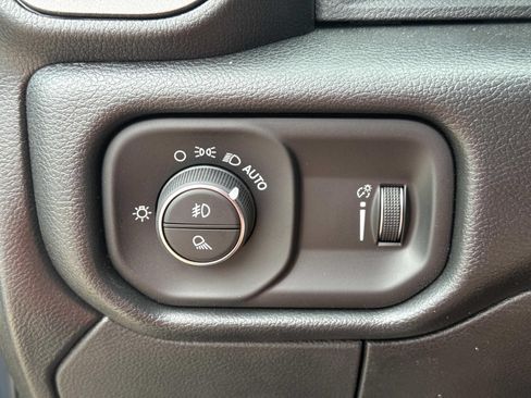 New 2026 RAM 3500 Tradesman AWD/4WD image 20