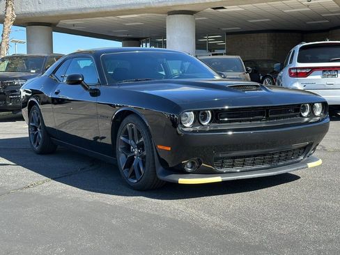 Certified 2022 Dodge Challenger R/T w/ Blacktop Package image 10