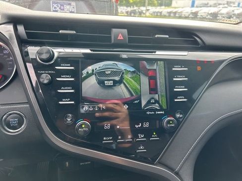 Used 2020 Toyota Camry XSE w/ Driver Assist Package FWD image 9