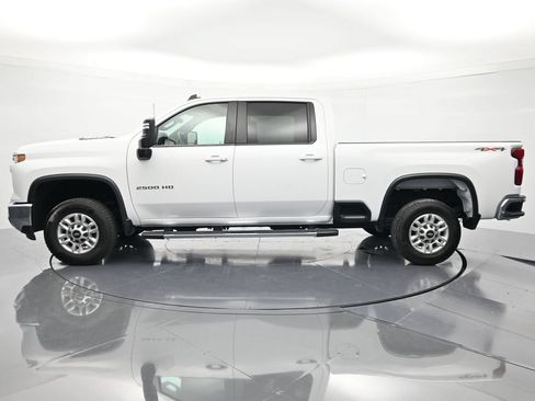 Used 2025 Chevrolet Silverado 2500 LT w/ Convenience Package AWD/4WD image 8