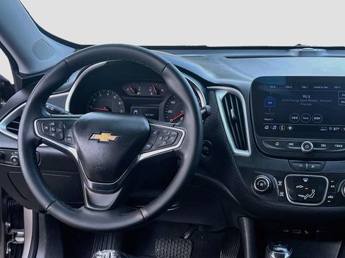 Used 2024 Chevrolet Malibu RS FWD image 20