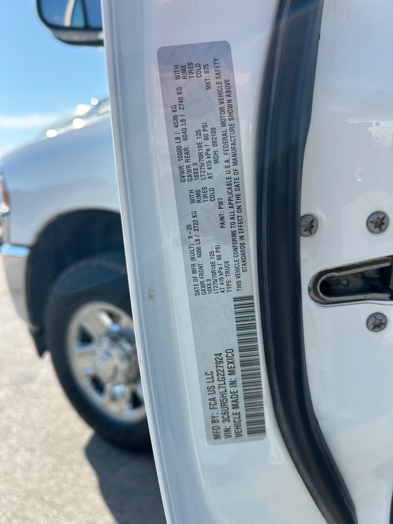 Used 2020 RAM 2500 Tradesman w/ Chrome Appearance Group AWD/4WD image 25