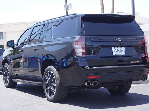 Certified 2023 Chevrolet Suburban RST w/ Sport Performance Package AWD/4WD image 3