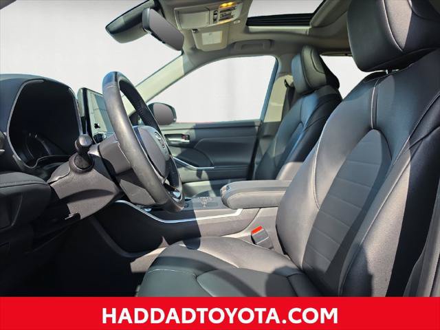 Certified 2026 Toyota Highlander XLE AWD/4WD image 11