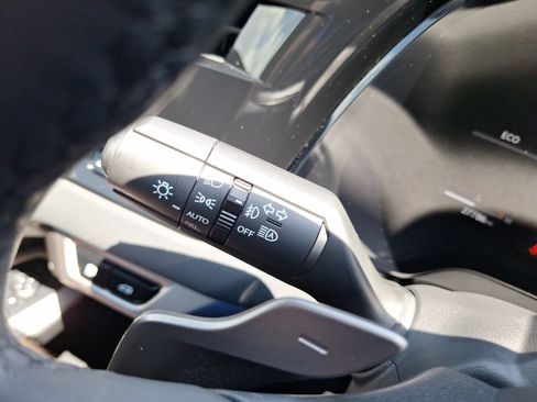 Used 2025 Lexus RX 350 Premium w/ Convenience Package FWD image 21