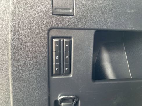 Used 2024 Ford Expedition Limited image 19