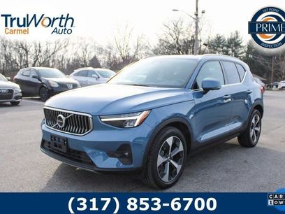 Used 2025 Volvo XC40 B5 Plus