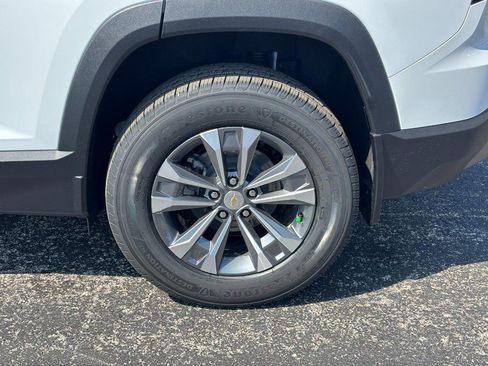 New 2026 Chevrolet Equinox LT w/ Convenience Package II image 4