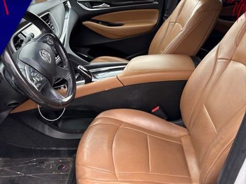 Used 2018 Buick Enclave Premium w/ Experience Buick Package AWD/4WD image 11