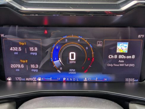 Used 2025 Chevrolet Colorado ZR2 w/ Technology Package image 17