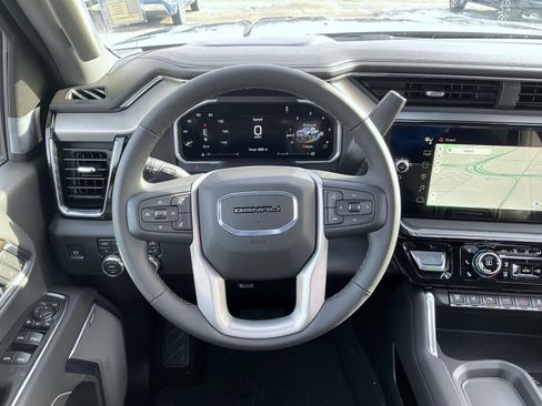 New 2026 GMC Sierra 2500 Denali w/ Denali Reserve Package AWD/4WD image 11