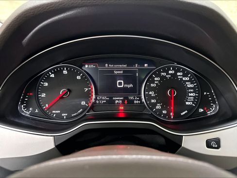 Used 2019 Audi Q7 2.0T Premium w/ Convenience Package AWD/4WD image 22