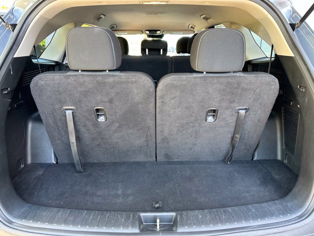 Used 2022 Kia Sorento LX FWD image 28