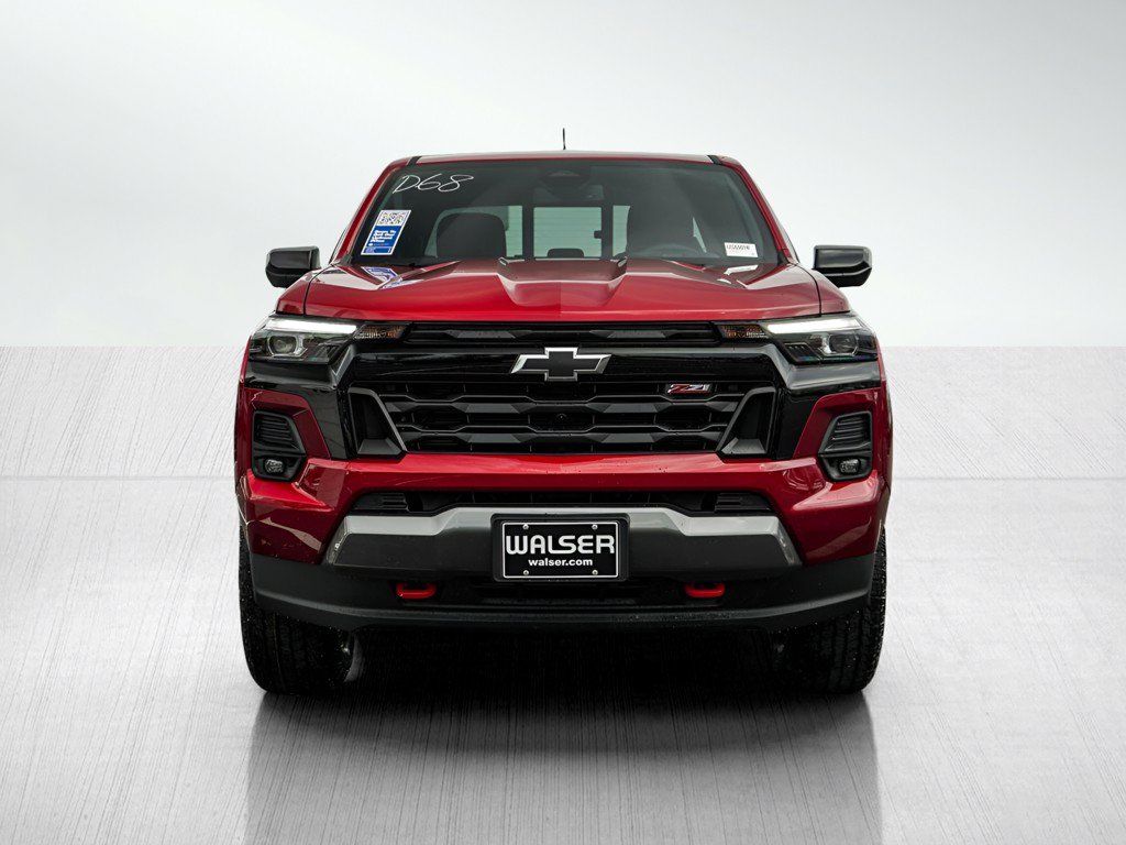 New 2026 Chevrolet Colorado Z71 w/ Technology Package AWD/4WD image 2