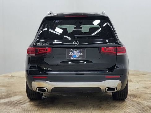 Used 2023 Mercedes-Benz GLB 250 4MATIC image 6
