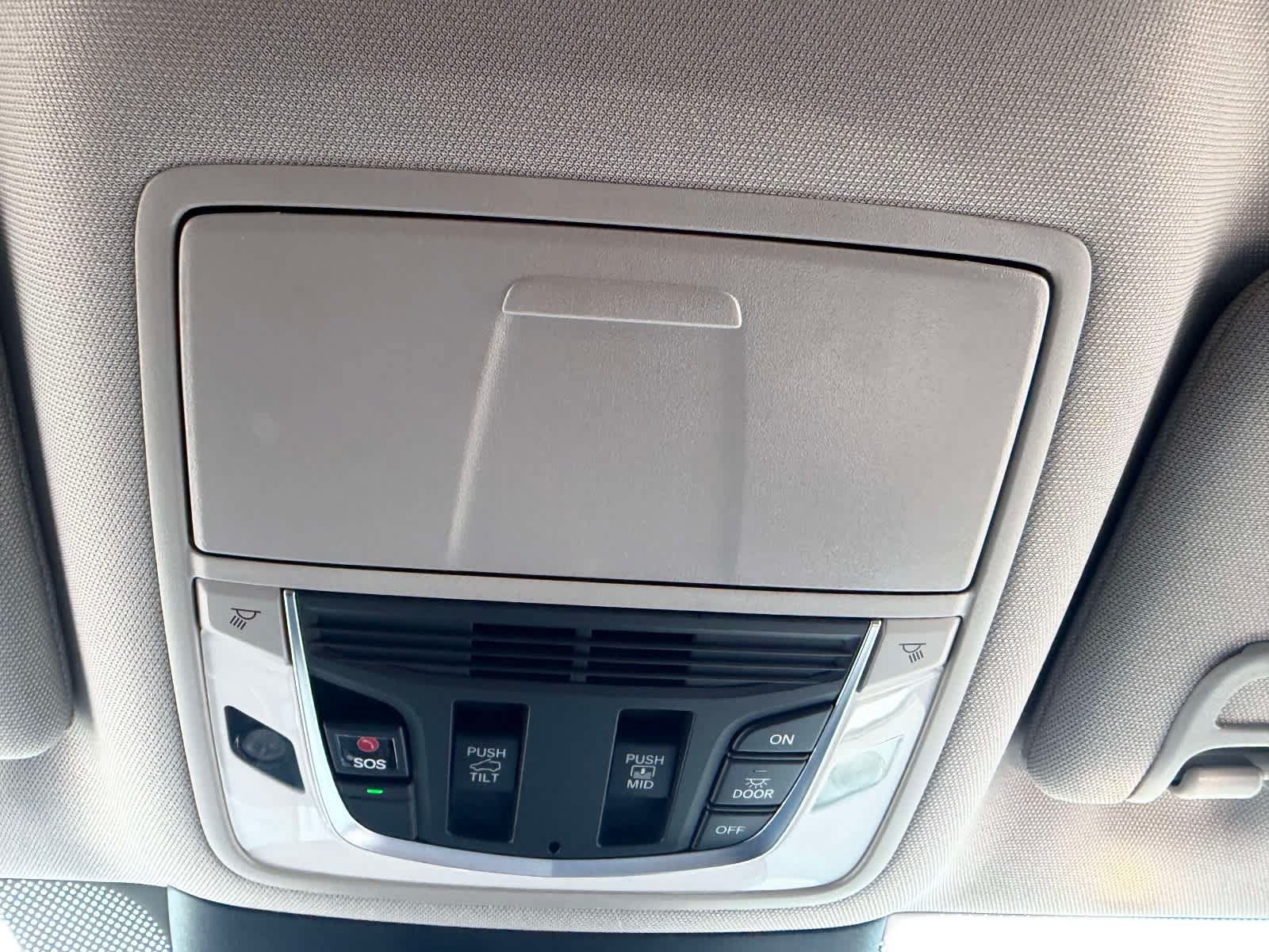 Used 2026 Acura MDX SH-AWD image 30
