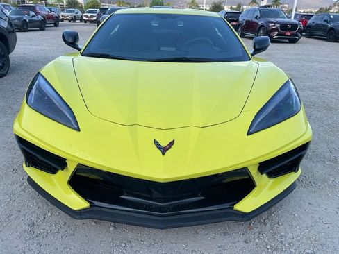 Used 2021 Chevrolet Corvette Stingray Coupe w/ Z51 Performance Package RWD image 3
