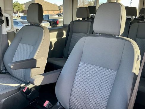 Used 2024 Ford Transit 350 XLT image 26