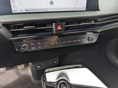 Certified 2024 Kia EV6 GT-Line w/ GT-Line White Seat Package image 28