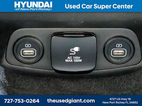 Certified 2023 Hyundai Santa Fe Limited AWD/4WD image 19
