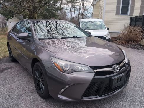 Used 2016 Toyota Camry SE w/ Protection Package (Q2) image 1